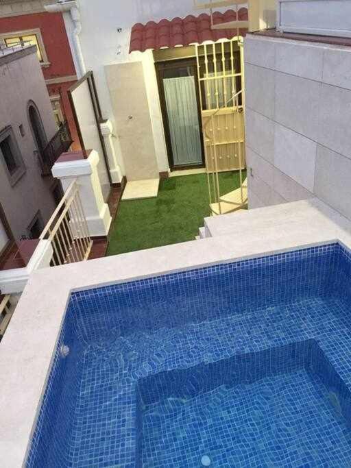 Atico Con Piscina Junto Catedral De Sevilla Extérieur photo