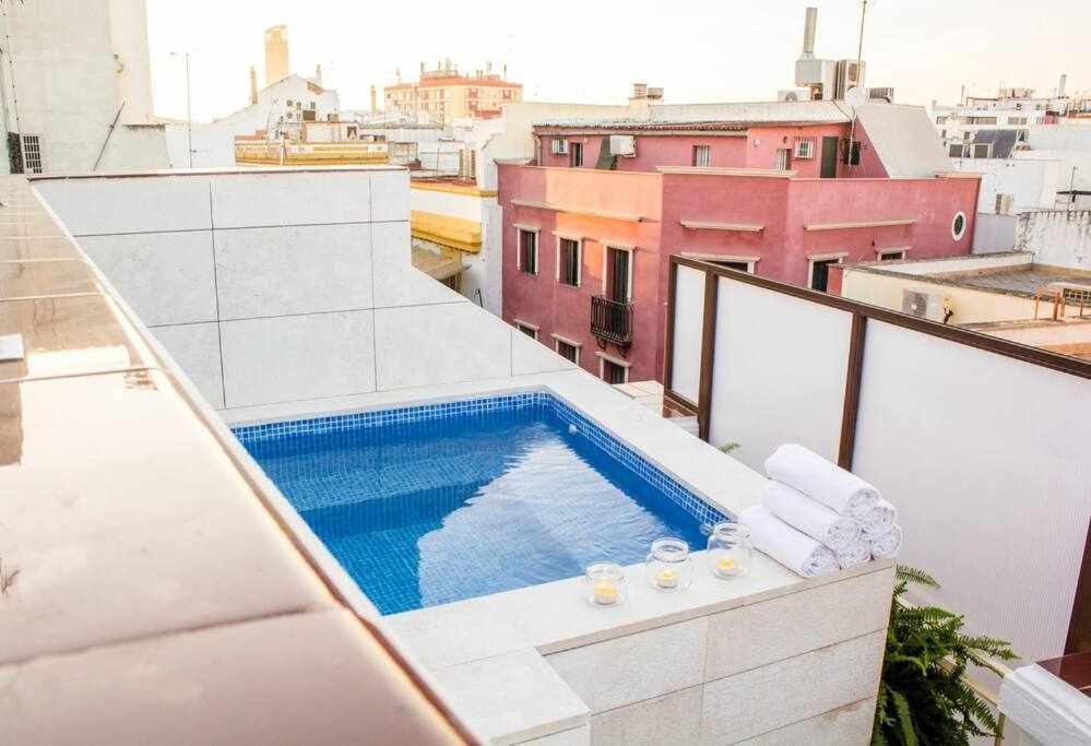 Atico Con Piscina Junto Catedral De Sevilla Extérieur photo