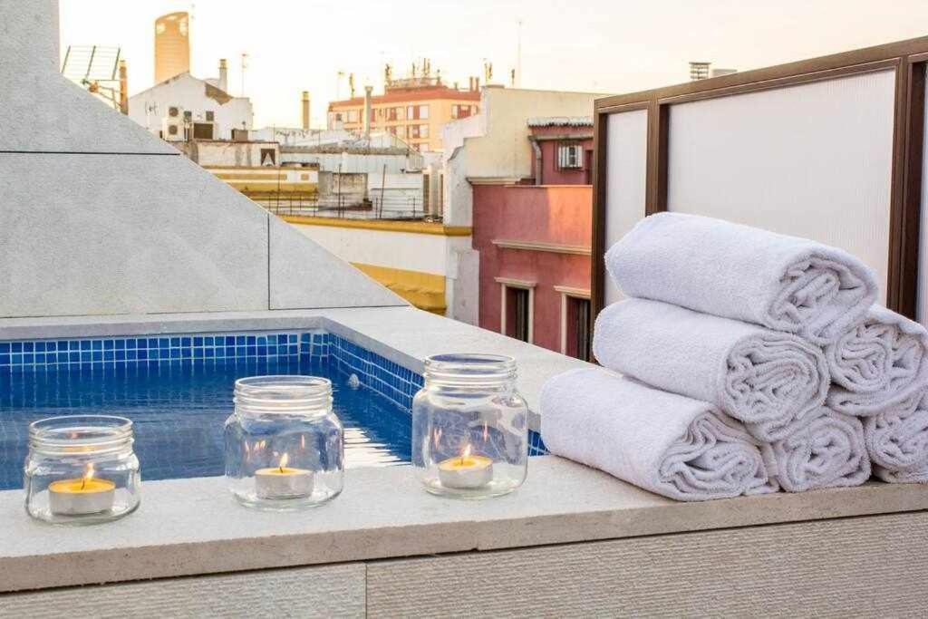 Atico Con Piscina Junto Catedral De Sevilla Extérieur photo